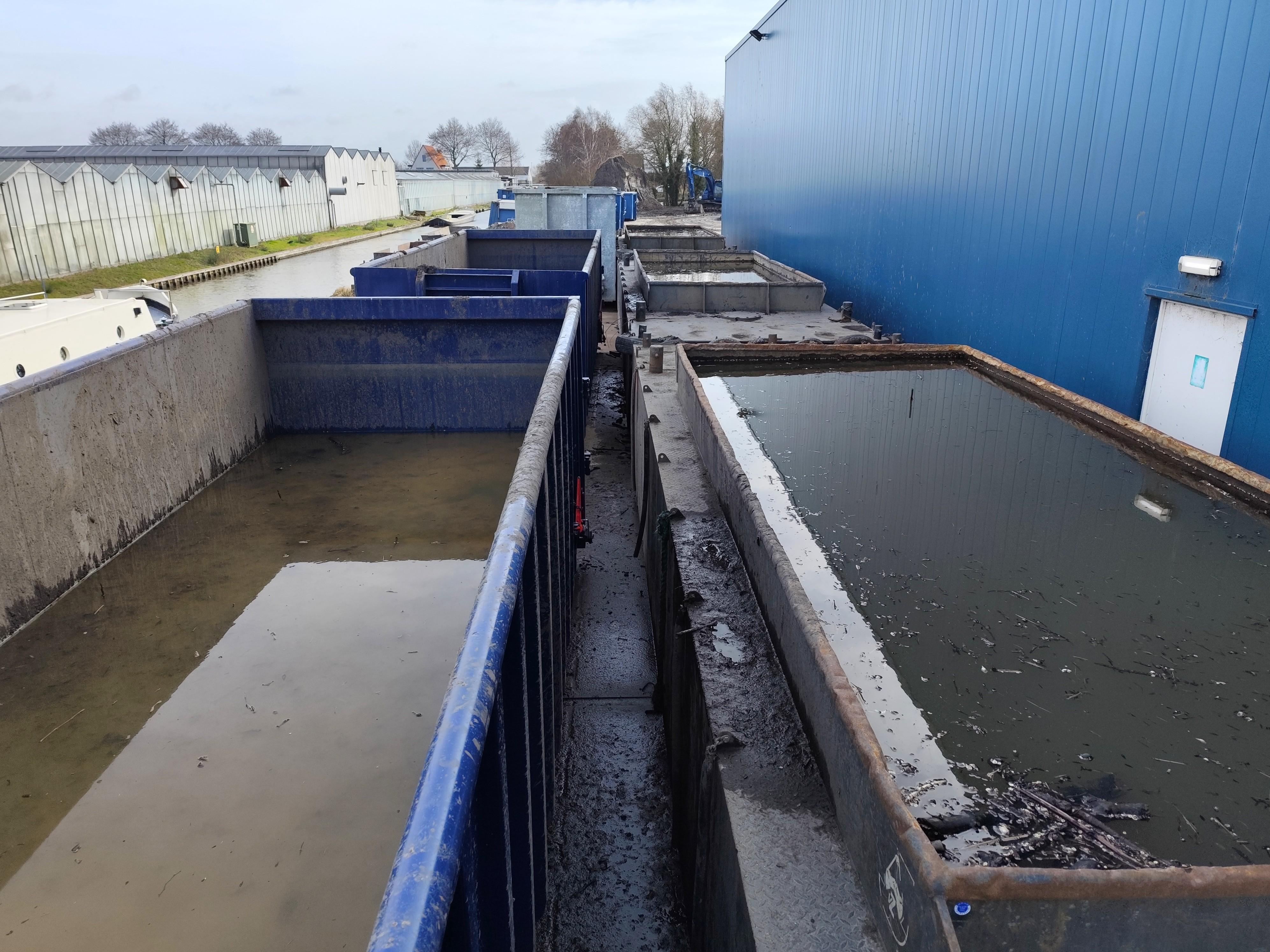 Containers TOP Naaldwijk - proef 'baggerwormen' 