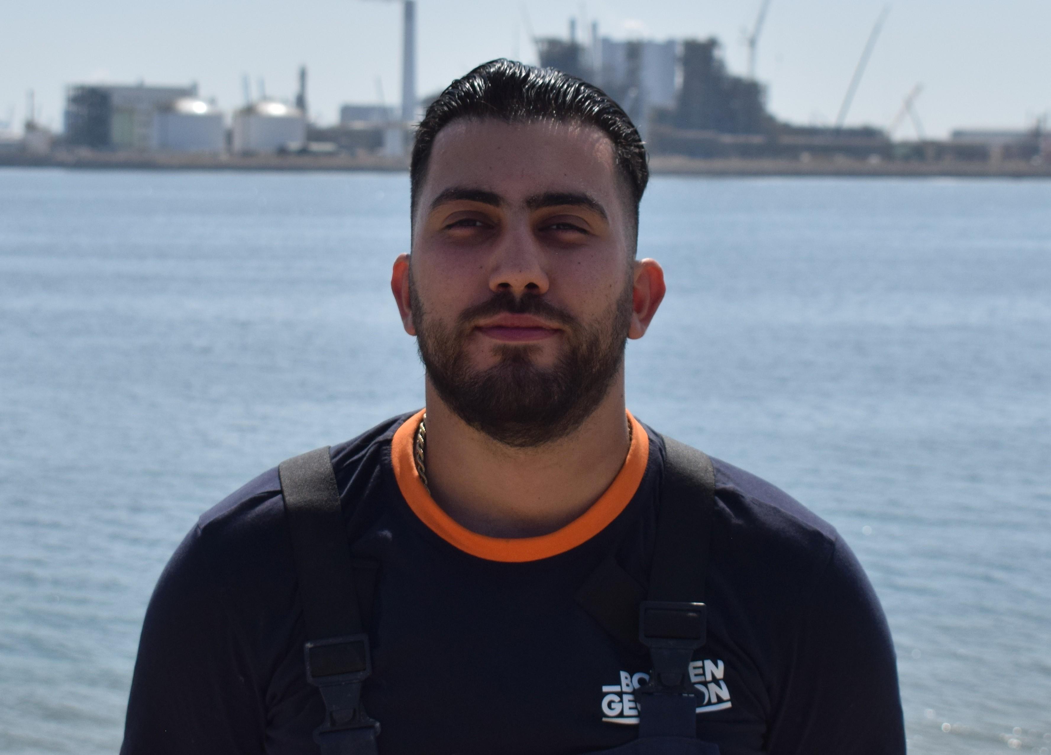Portretfoto Enes - boormeester BoutenGeotron